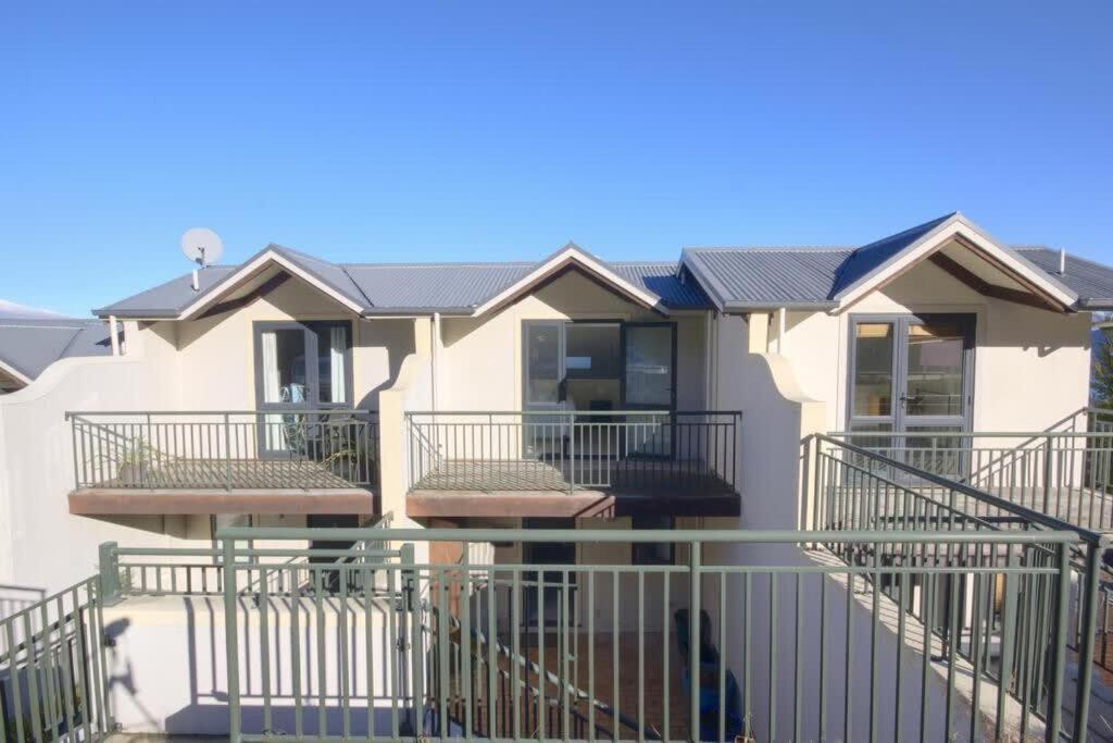 Modern 3 Bedroom With Stunning Postcard Views! Queenstown Ngoại thất bức ảnh